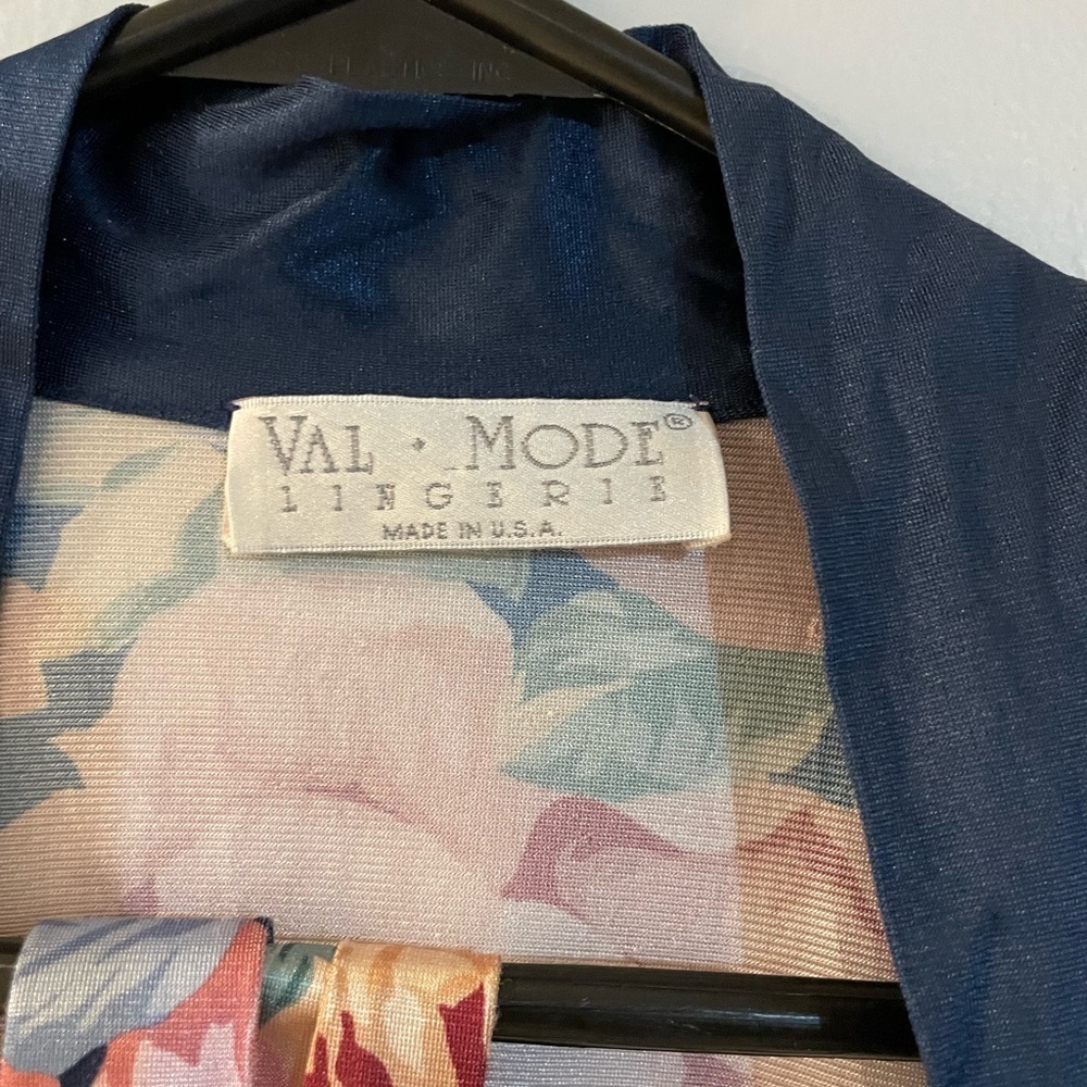 Floral Satin Kimono Robe with pockets Val Mode Made in USA size large - Picture 3 of 5